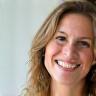 Amy Jones smiling, client testimonial headshot